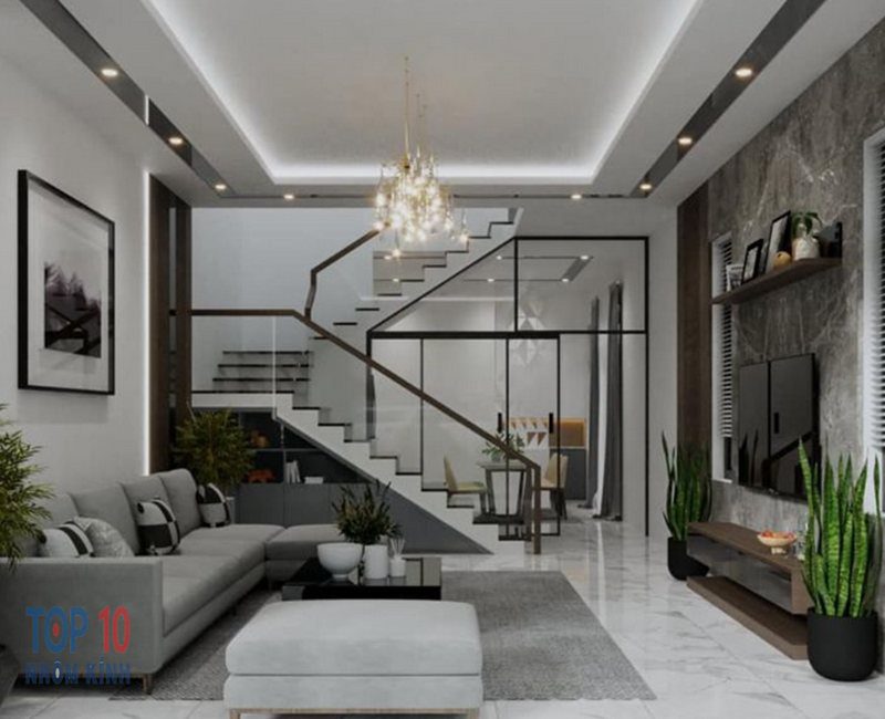 Cầu thang kính cường lực có trụ là khá phổ biến