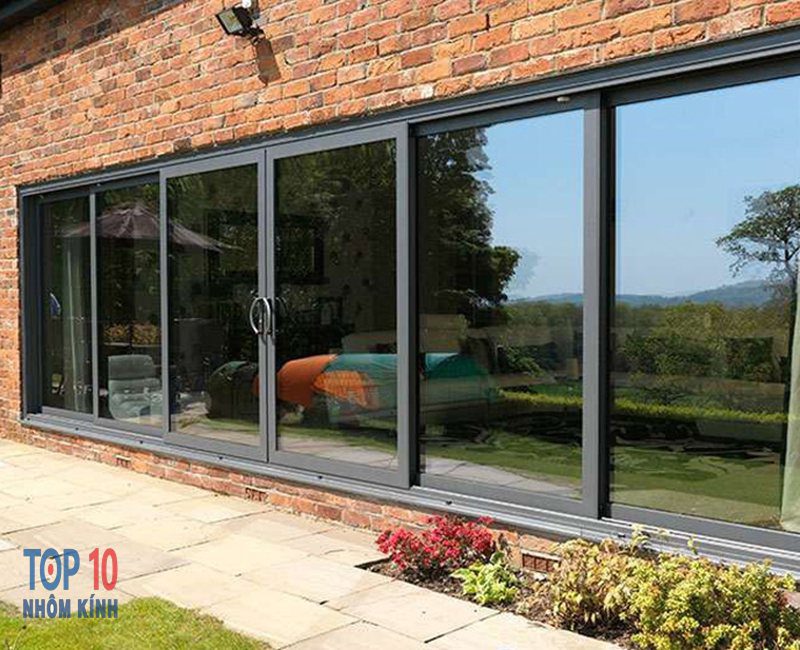 Một số phụ kiện đi kèm với cửa nhôm ROTO 