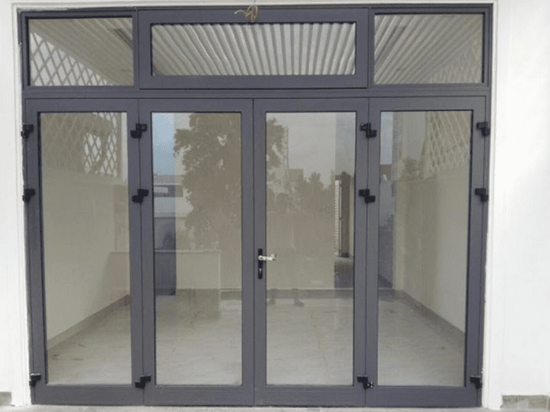 Chất lượng và thương hiệu thanh nhôm profile là yếu tố quan trọng nhất cấu thành giá cửa nhôm kính.