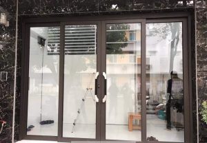 Cửa Nhôm Trượt Quay: Giải Pháp Thông Minh Cho Không Gian Hiện Đại