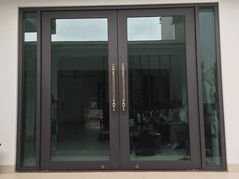 Hiểu rõ các yếu tố cấu thành giúp bạn dự toán chính xác giá cửa kính cho công trình của mình.